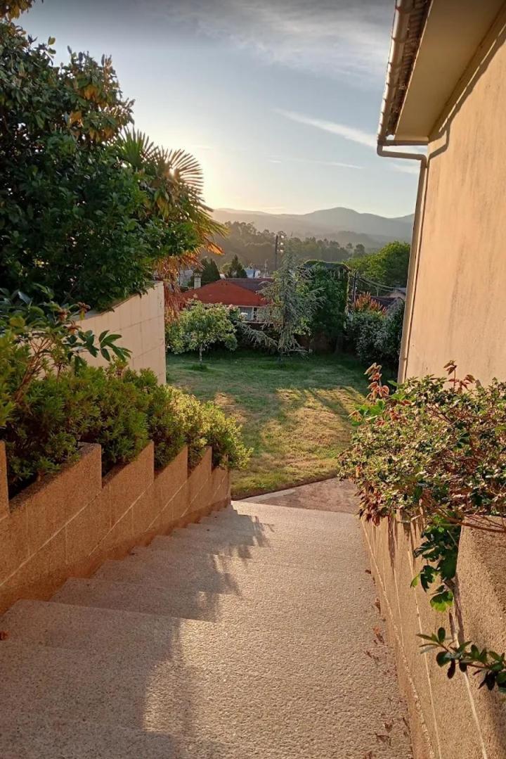 A Casa De Abelleira Ponteareas B&B 외부 사진
