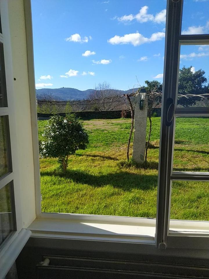 A Casa De Abelleira Ponteareas B&B 외부 사진
